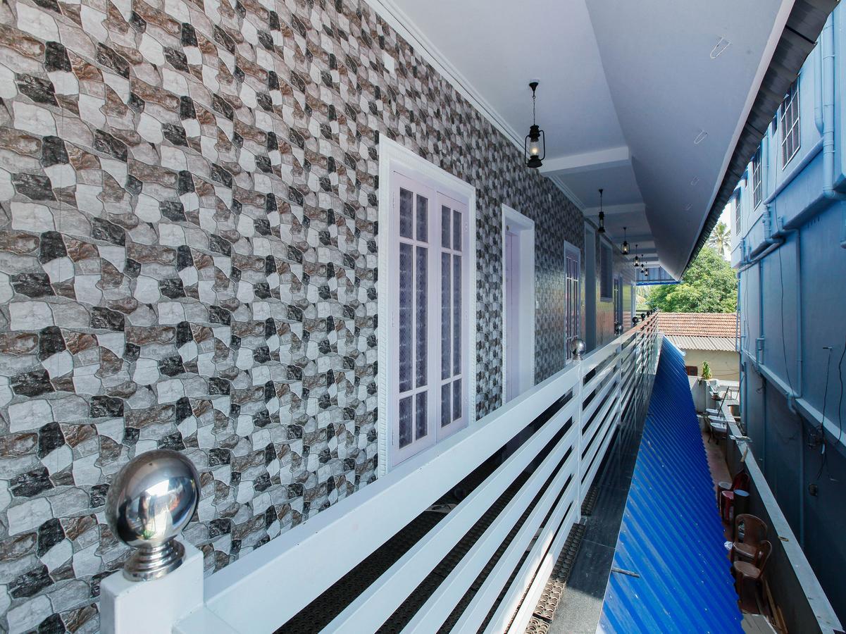 Oyo 4867 Royal Homes Alappuzha 外观 照片