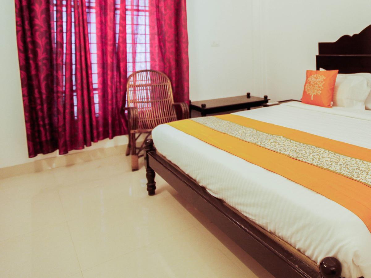 Oyo 4867 Royal Homes Alappuzha 外观 照片